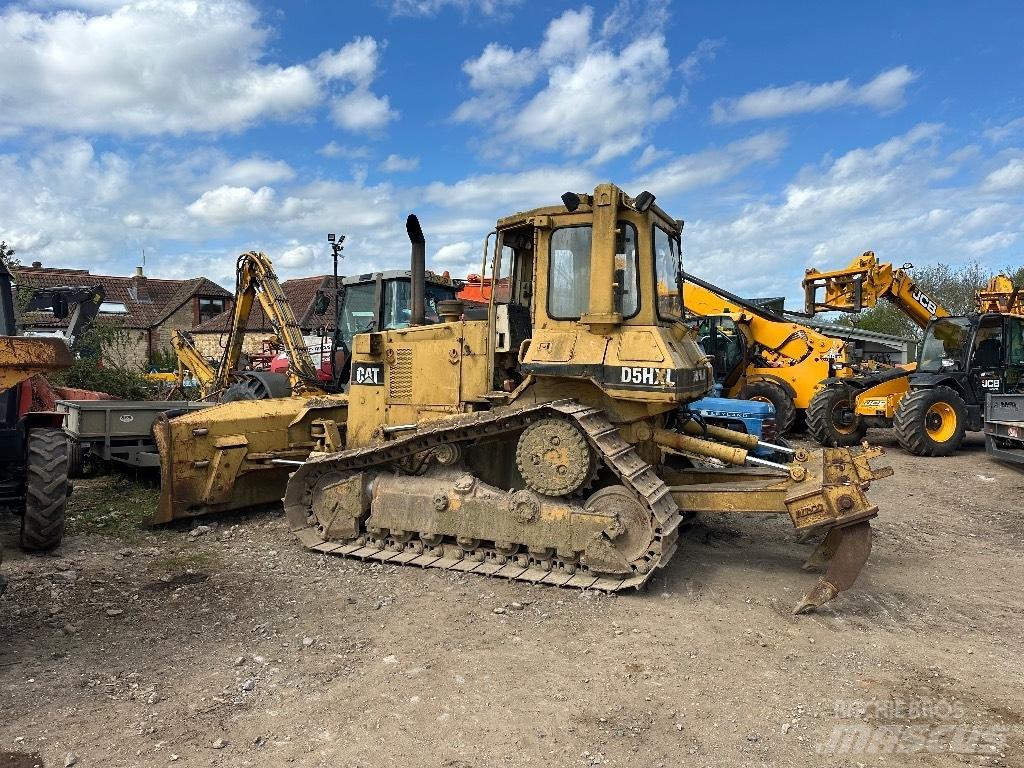 CAT D 5 XL Bouteurs sur chenilles