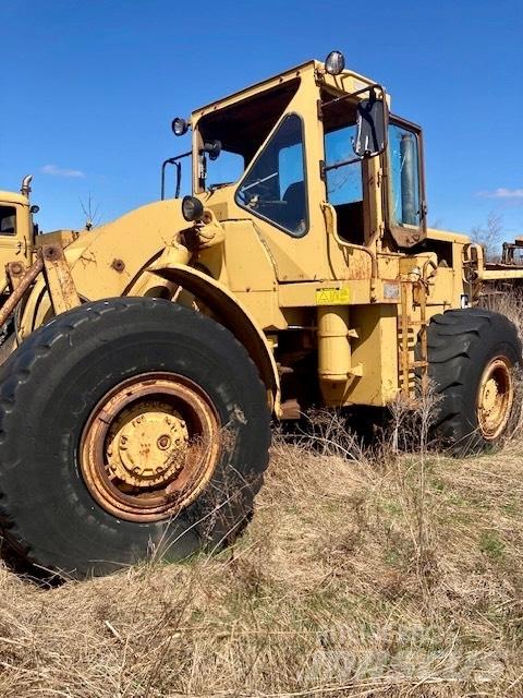 CAT 966 C Chargeuse sur pneus