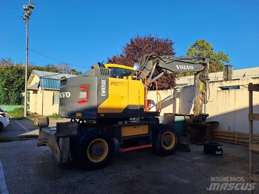 Volvo EWR150E Pelle sur pneus