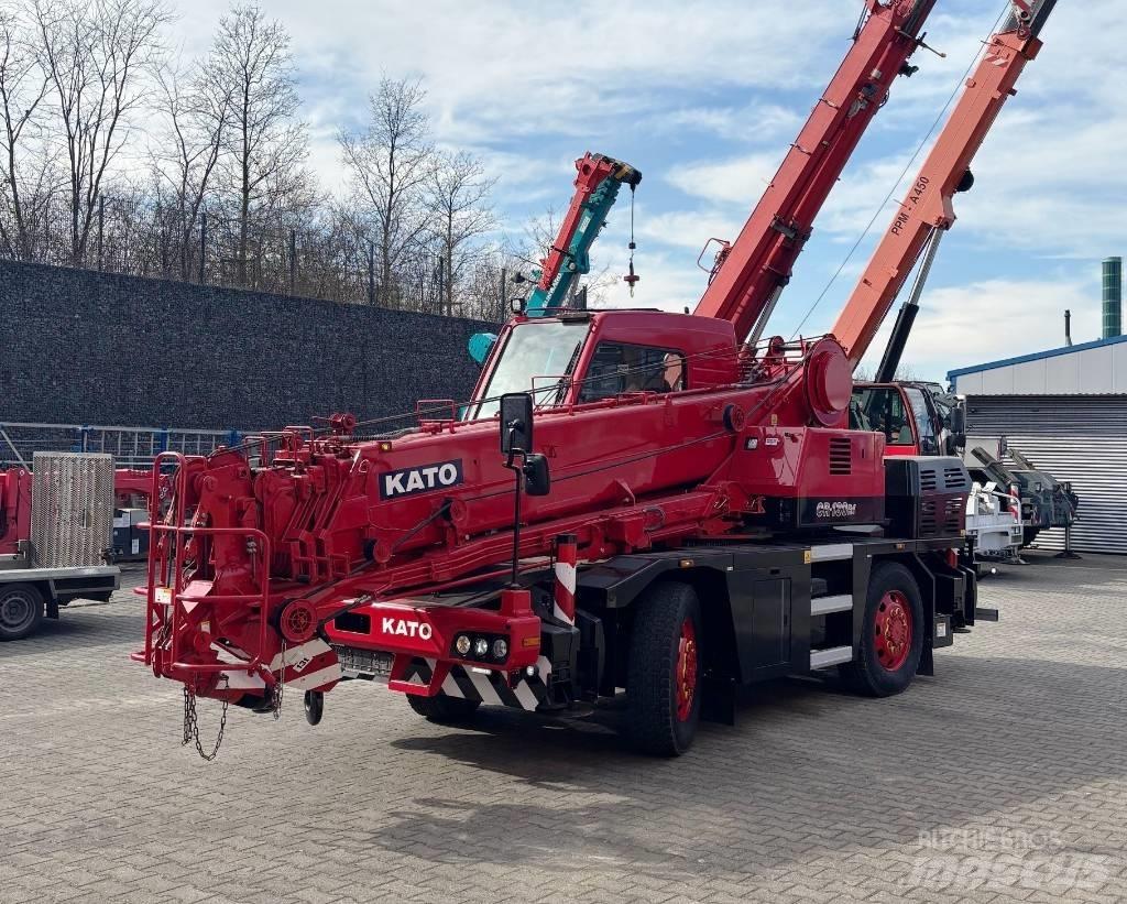 Kato CR-130Rf Grues tout terrain