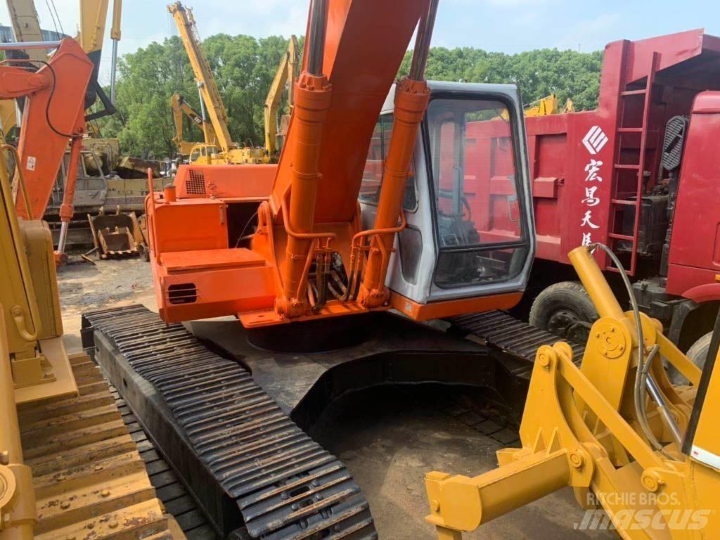 Hitachi EX 300 Pelle sur chenilles