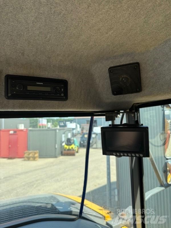 Volvo A 25 G Tombereau articulé