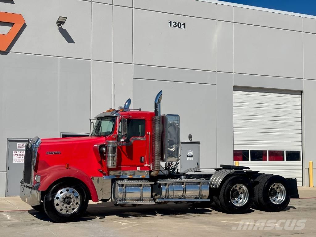 Kenworth W 900 Tracteur routier