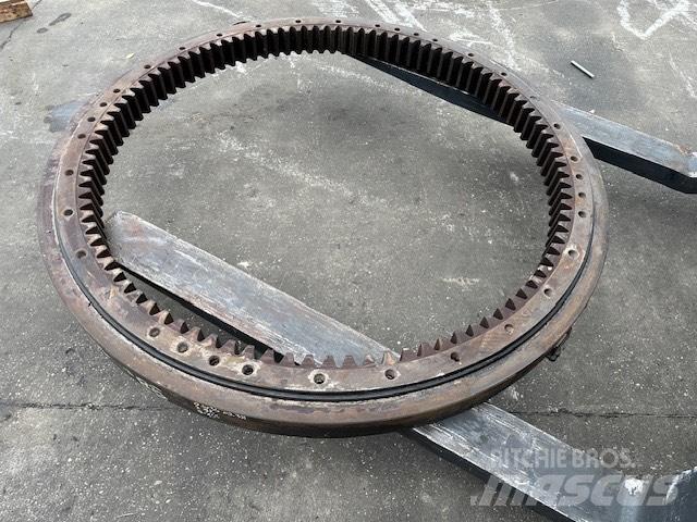 O&K RH 16 Transmission