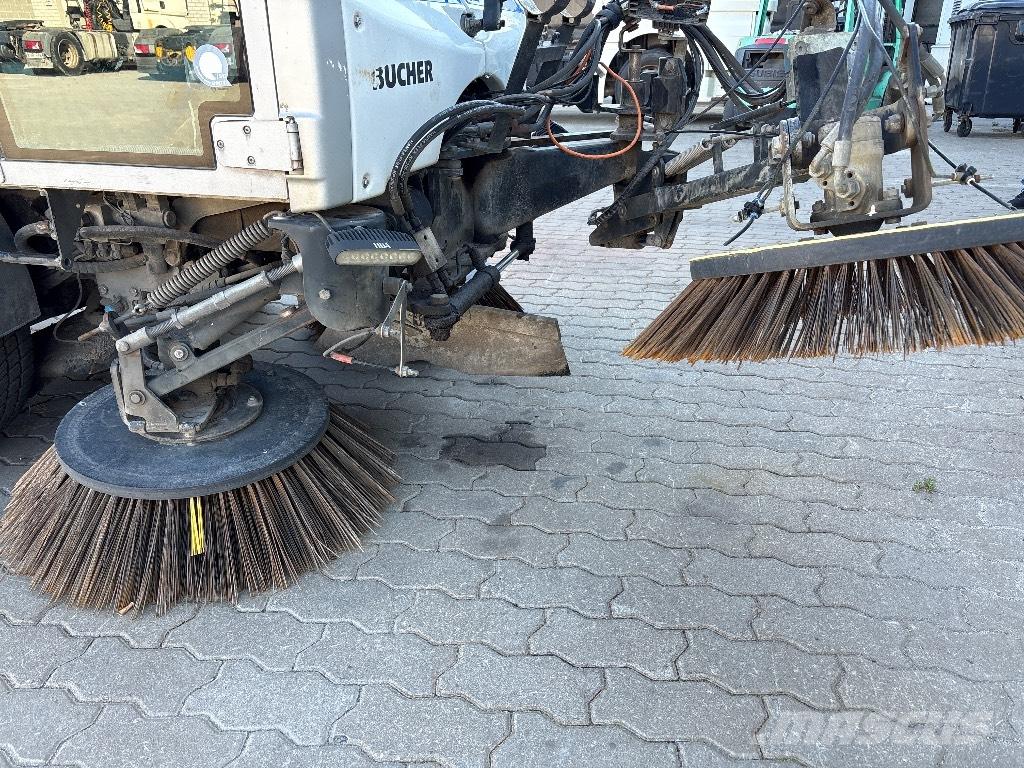 Bucher CityCat 2020 Balayeuse / Autolaveuse
