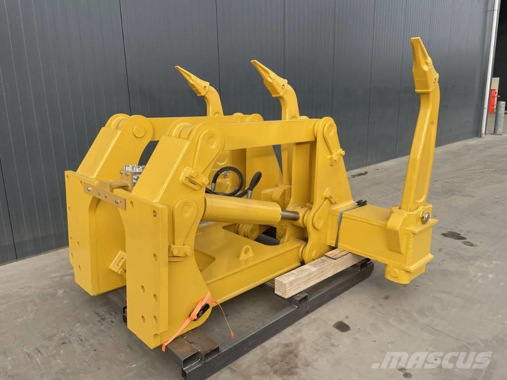 Komatsu D85 Scarificateur