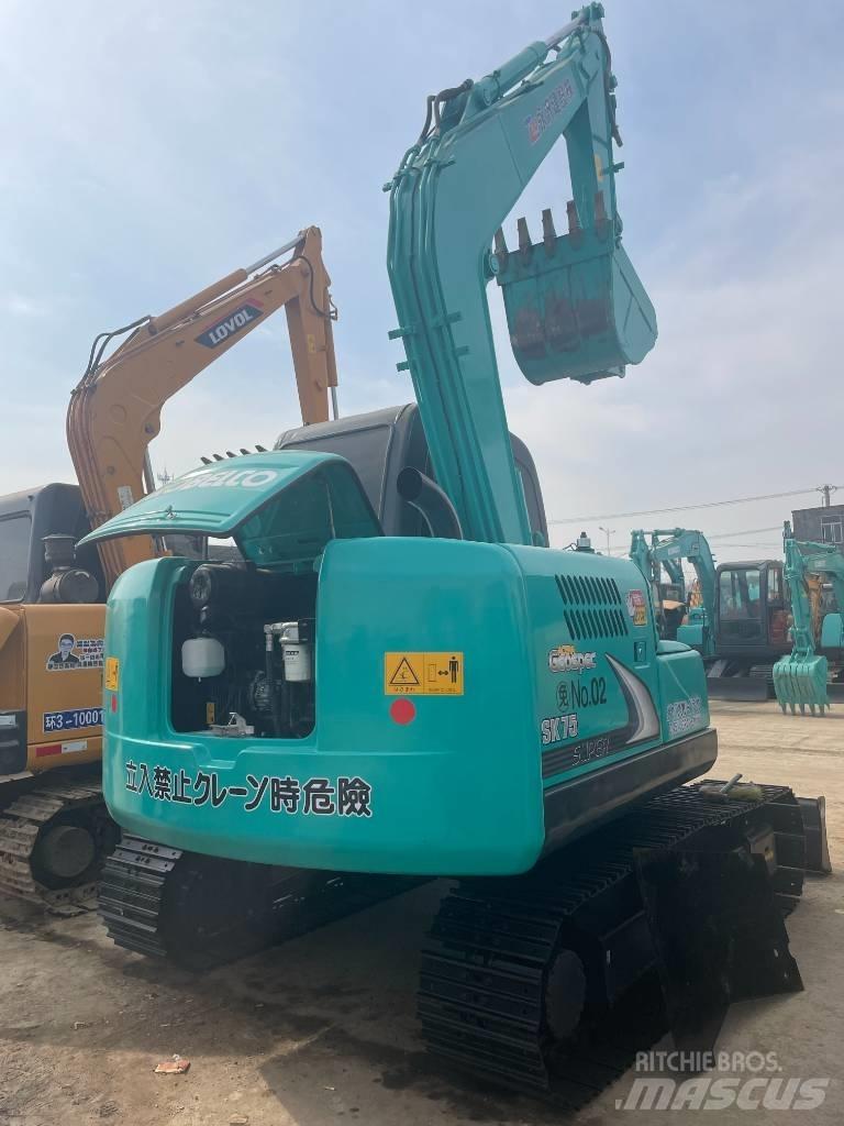 Kobelco SK 75 Pelle sur chenilles