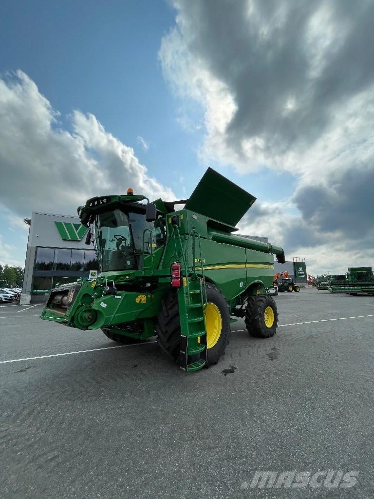 John Deere S670i Moissonneuse batteuse
