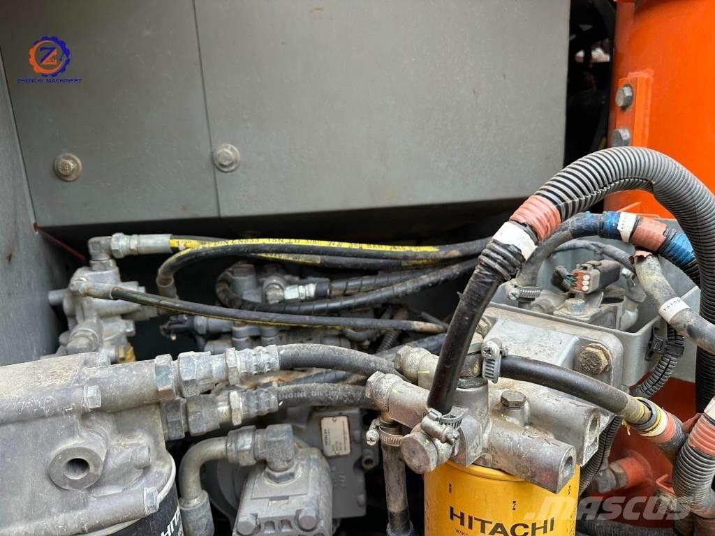Hitachi ZX 130-5A Mini pelle 7t-12t