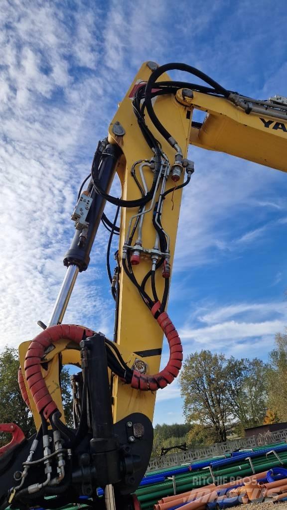 Yanmar B 110 W Pelle sur pneus
