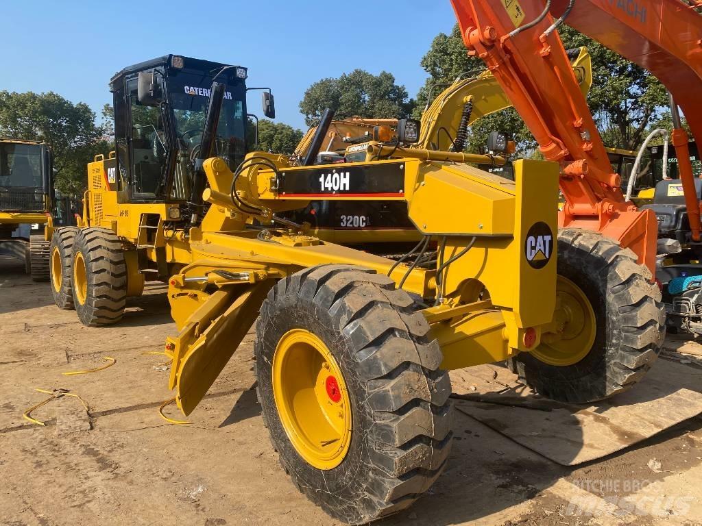 CAT 140 H Niveleuse