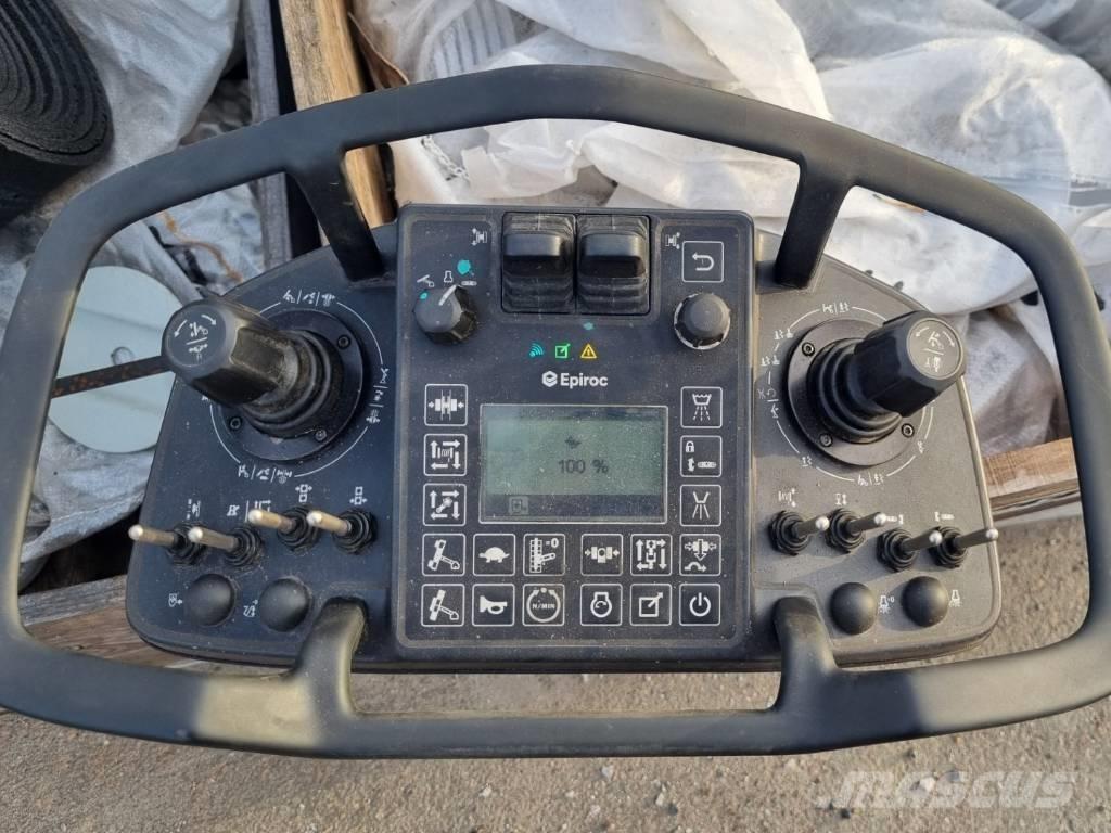 Epiroc FlexiROC T20R Foreuse de surface