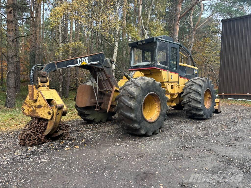 CAT 525B Skidder Débusqueur