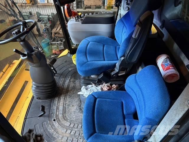New Holland CX 8080 Moissonneuse batteuse