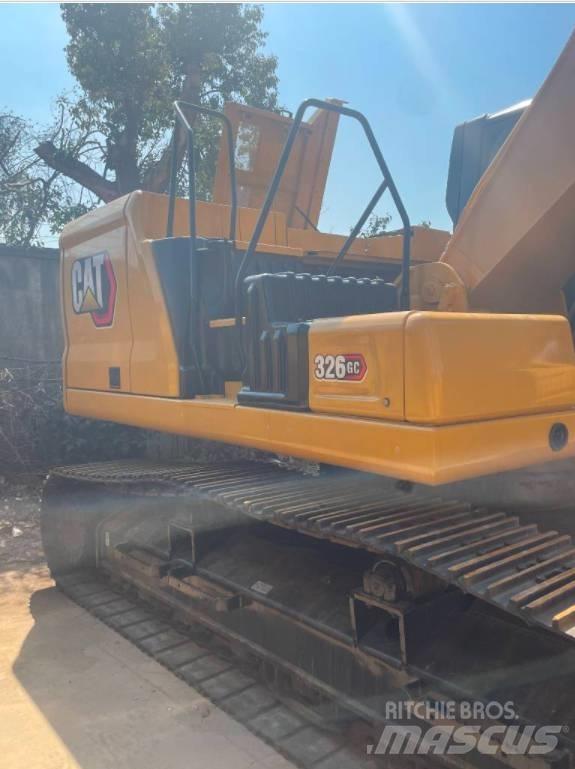 CAT 326 GC Pelle sur chenilles