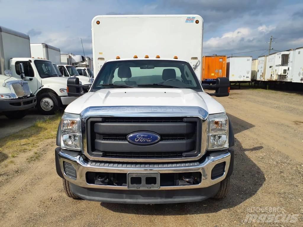 Ford F 550 Camion de livraison de boisson