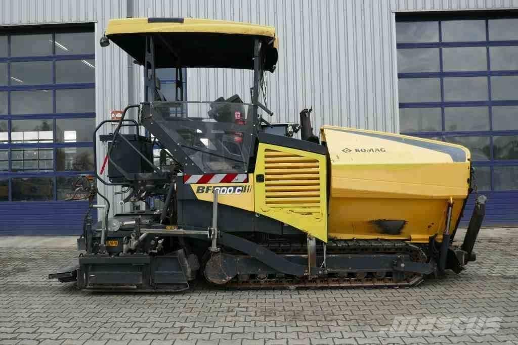 Bomag BF 300 C Mini centrale à bitume