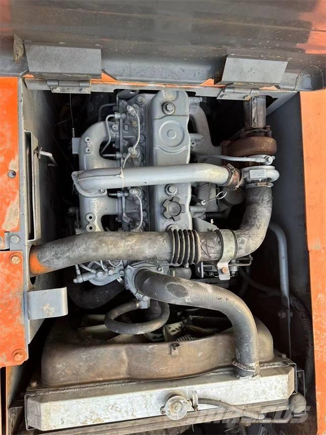 Hitachi EX120 Pelle sur chenilles
