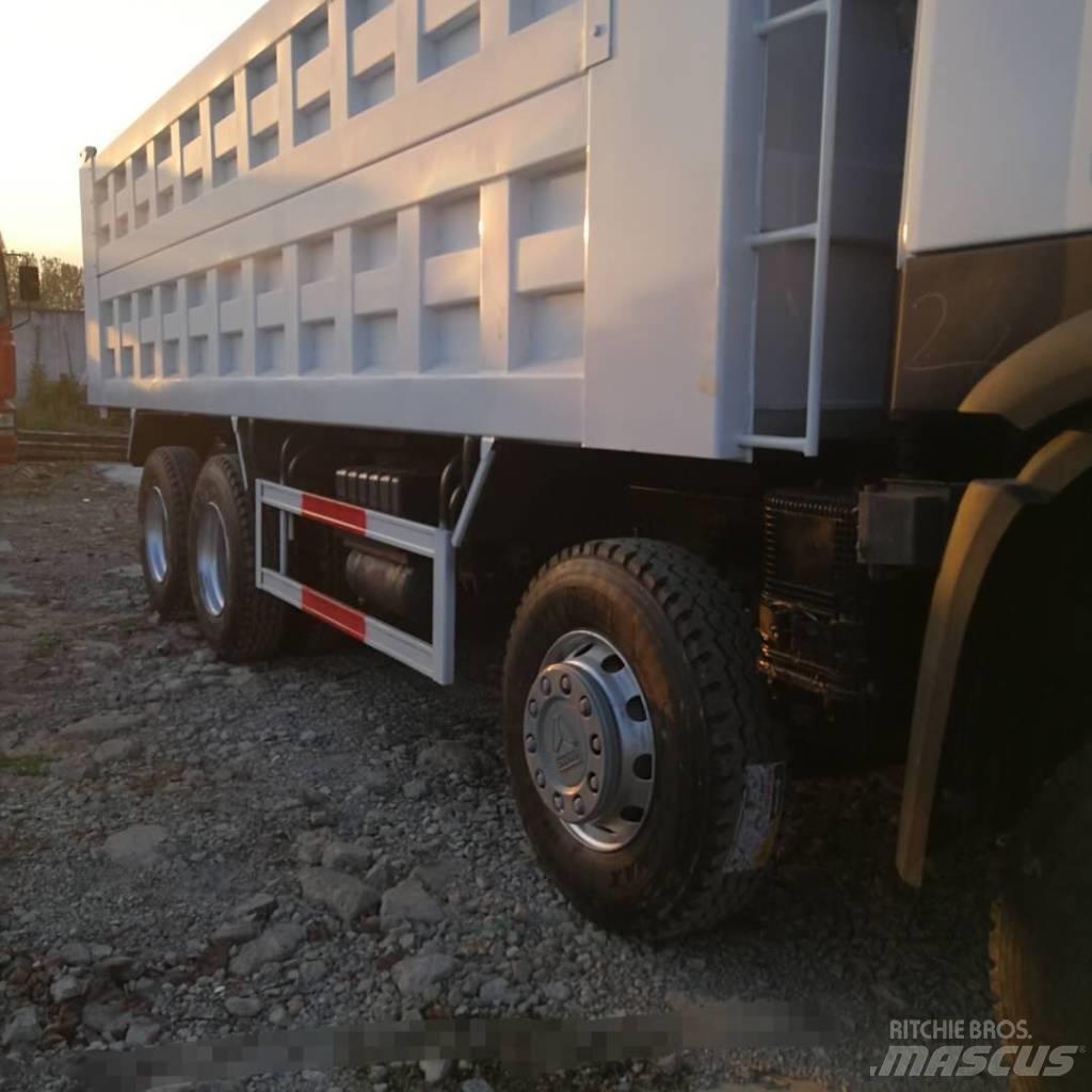Howo 371 8x4 Camion benne