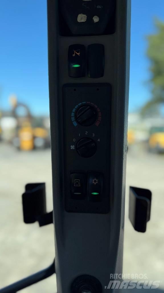 Volvo BL 71 Tractopelle