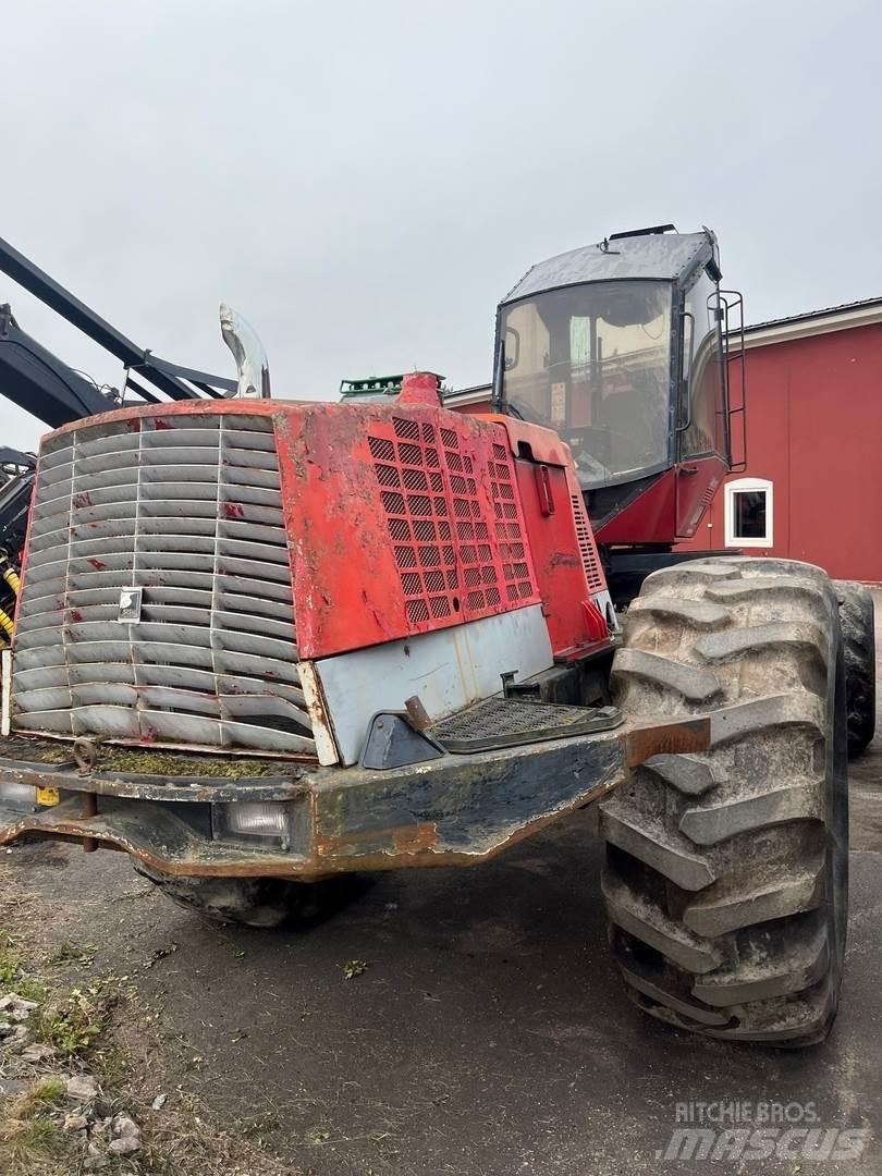 Valmet 921 Abatteuse
