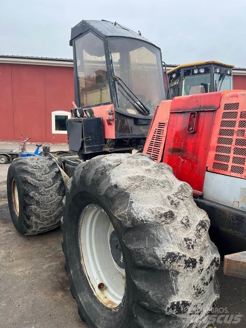 Valmet 921 Abatteuse