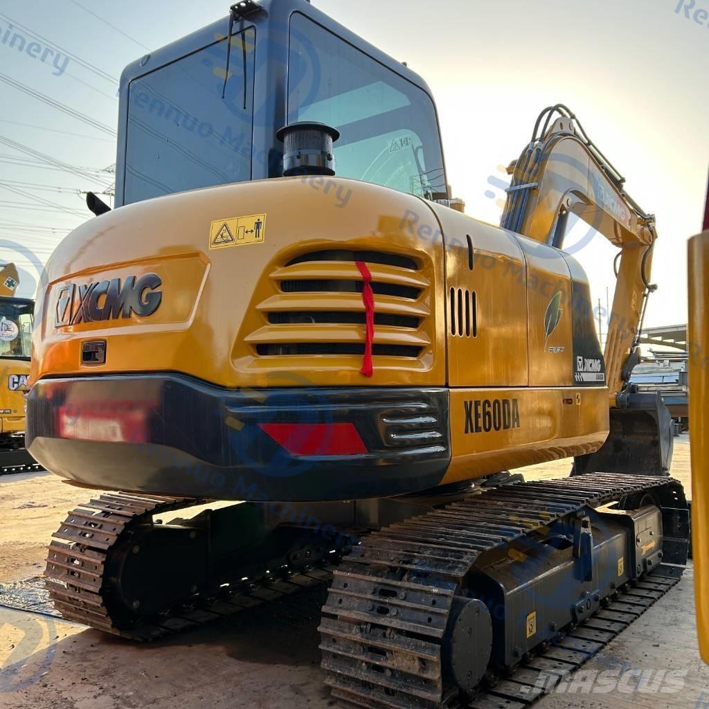 XCMG XE 60 DA Mini pelle < 7t