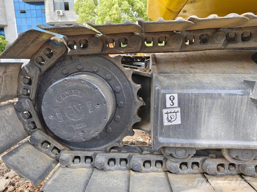 Komatsu PC 130 LC-7 Pelle sur chenilles