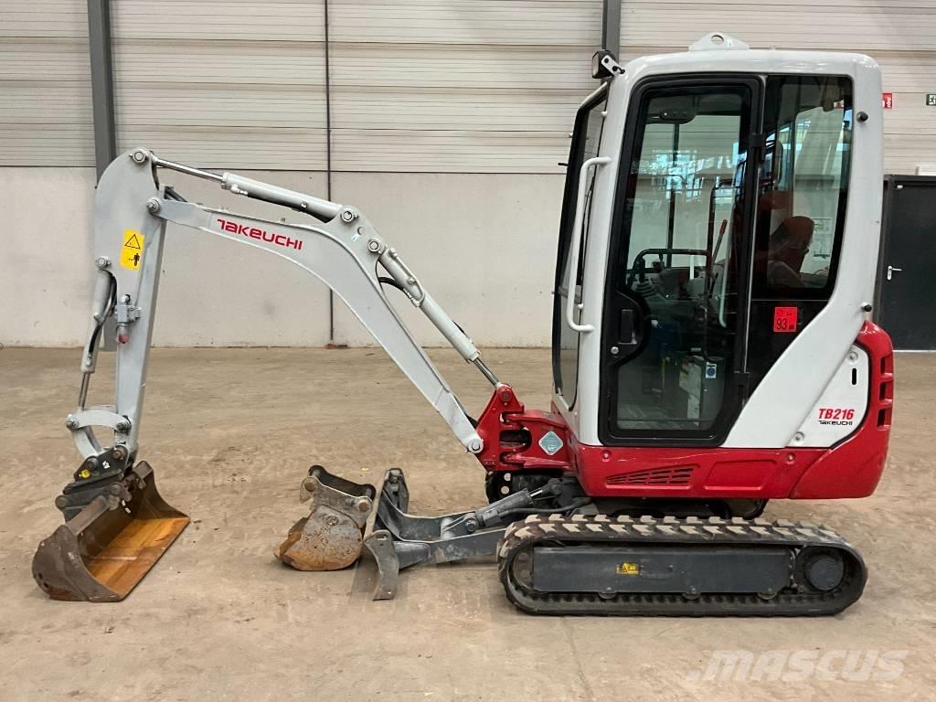 Takeuchi TB 216 Mini pelle < 7t
