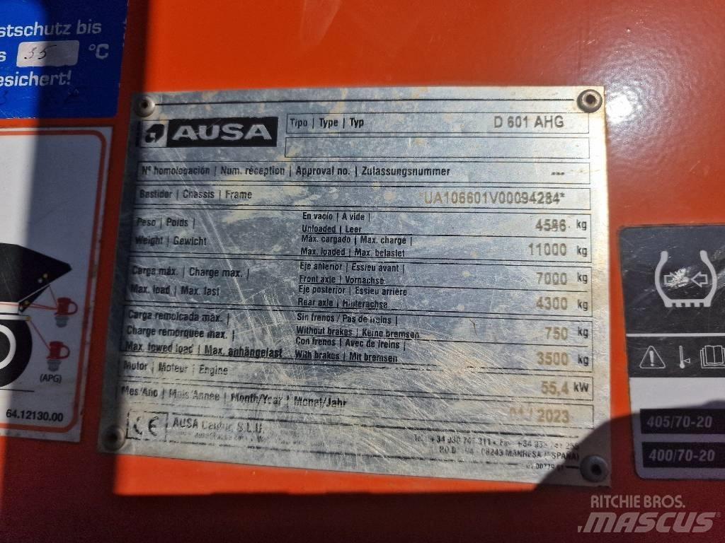 Ausa D601AHG Tombereau articulé