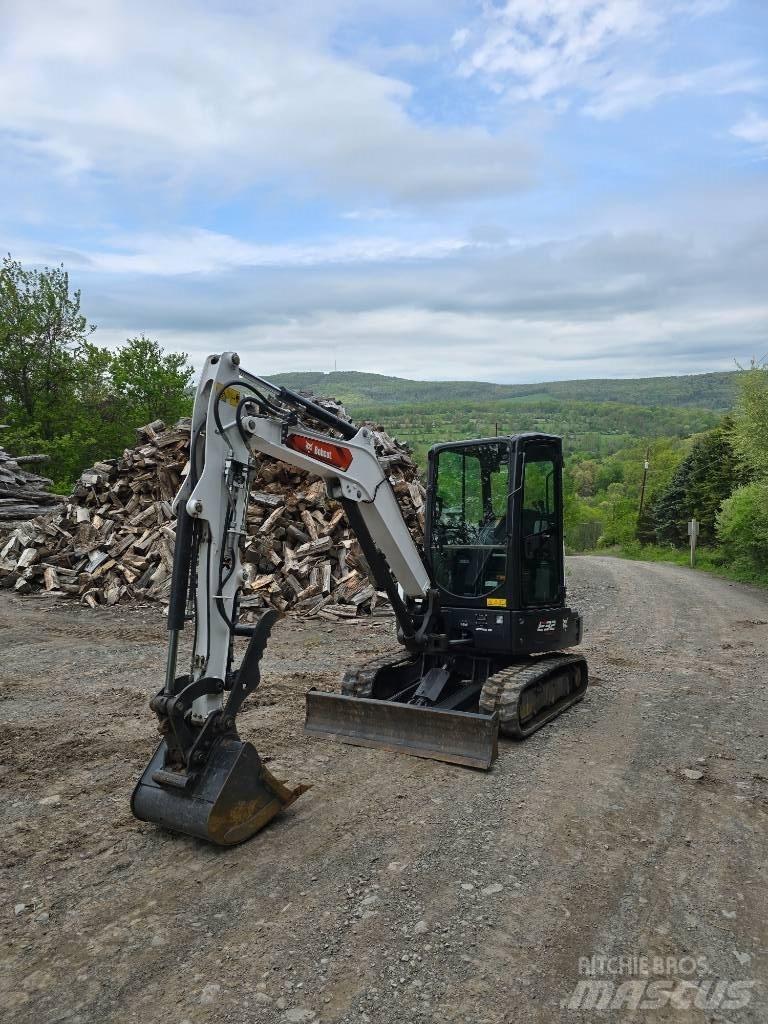 Bobcat E 32 Mini pelle < 7t