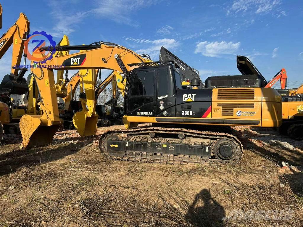 CAT 330 D2 LC Pelle sur chenilles