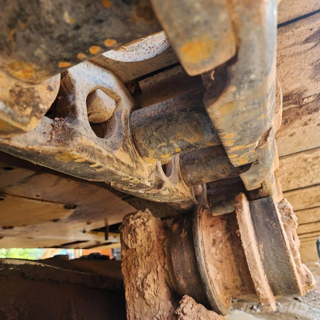 CAT 349F Pelle sur chenilles