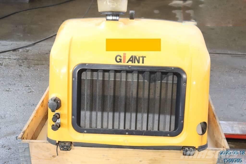 GiANT V 6004 T Cabine