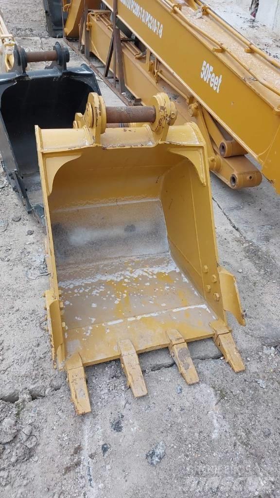  BRAND NEW BOOMS Pelle sur chenilles