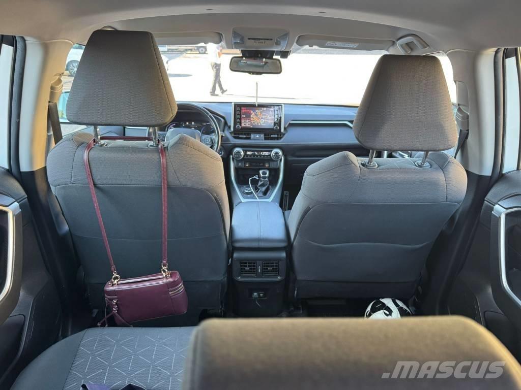 Toyota RAV-4 Voiture