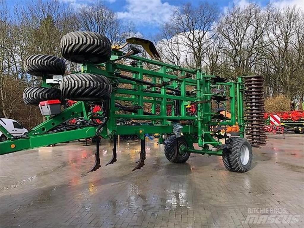Kerner X4 460 Déchaumeur, cultivateur
