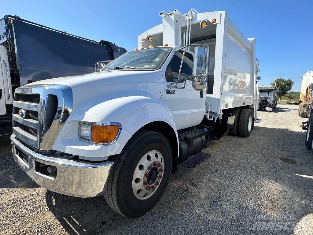 Ford F750 Camion poubelle