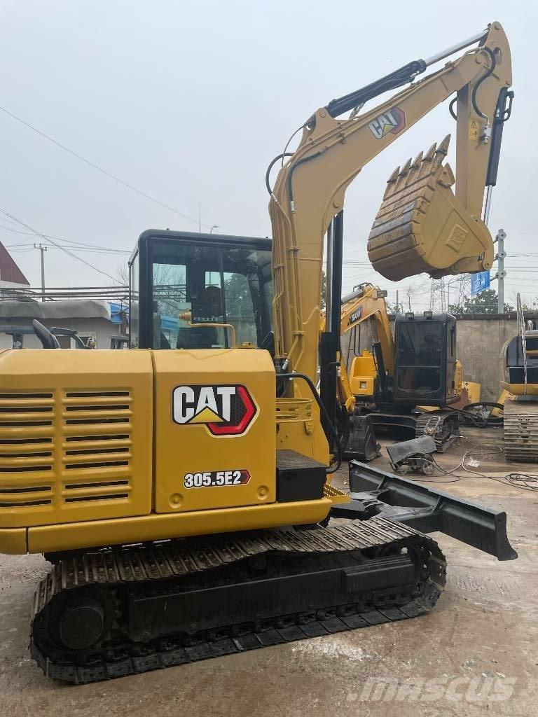 CAT CAT305.5E2 Mini pelle < 7t