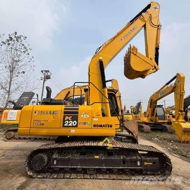 Komatsu PC 220-8 Pelle sur chenilles