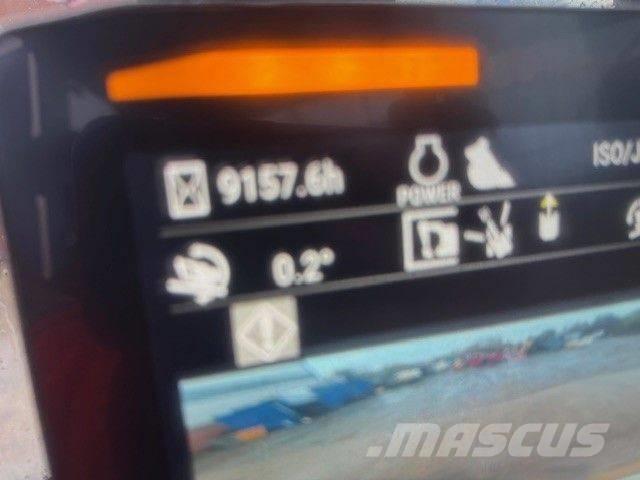 CAT 320 Pelle sur chenilles