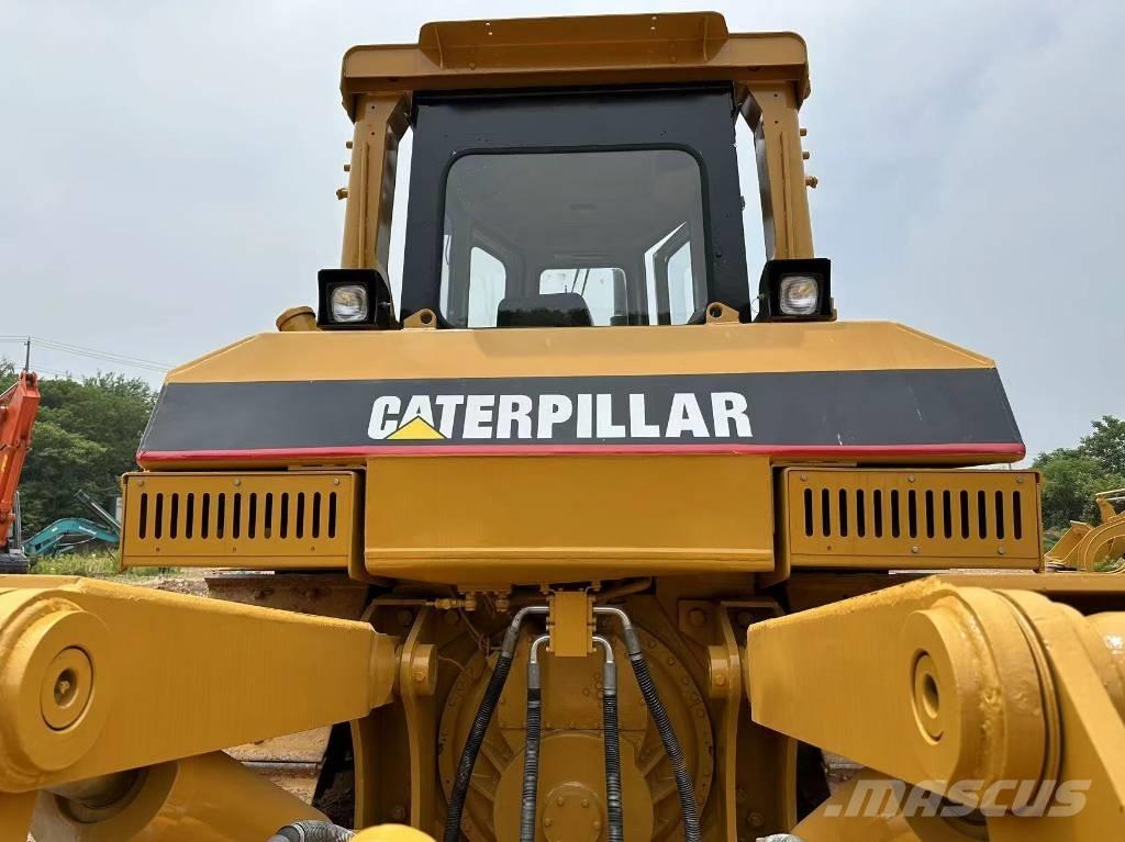 CAT D 8 R Bouteurs sur chenilles