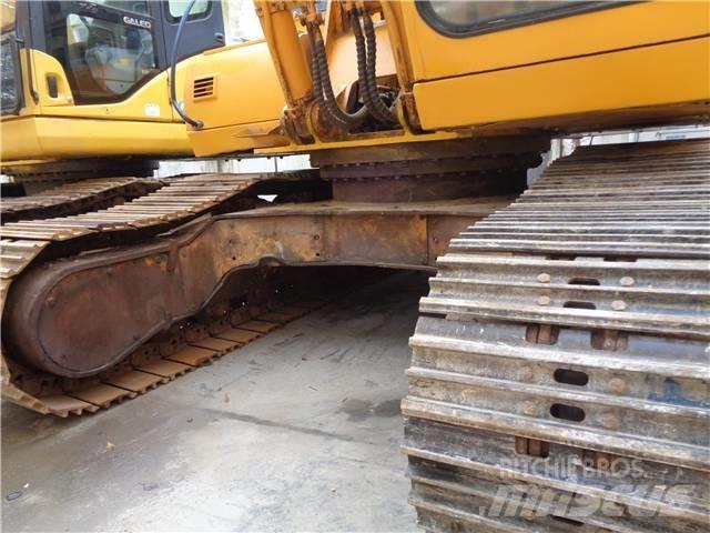Hyundai R210-5D Pelle sur pneus