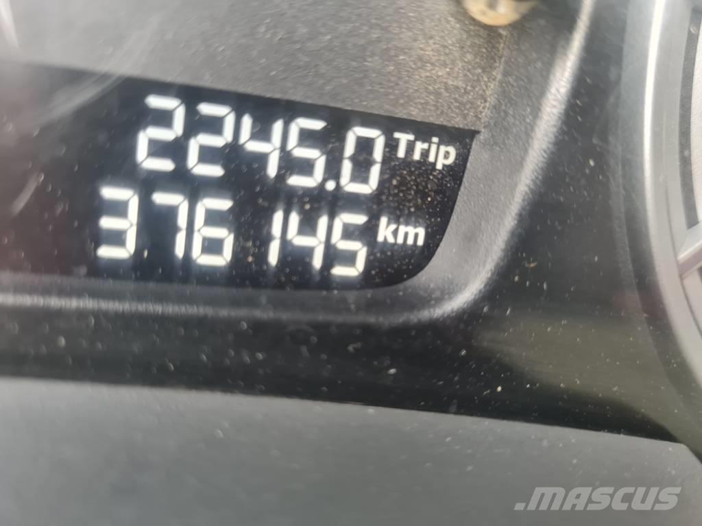 DAF CF 460 8X4 Camion benne