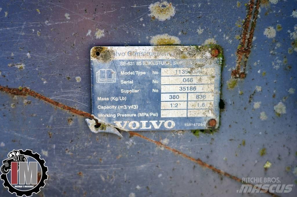 Volvo L30 Skopa Godet