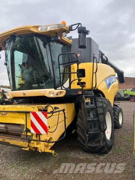 New Holland CR 980 Moissonneuse batteuse