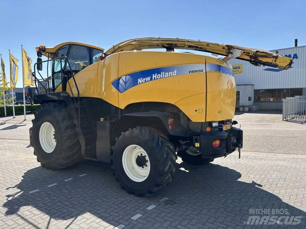 New Holland FR9050 Ensileuse automotrice