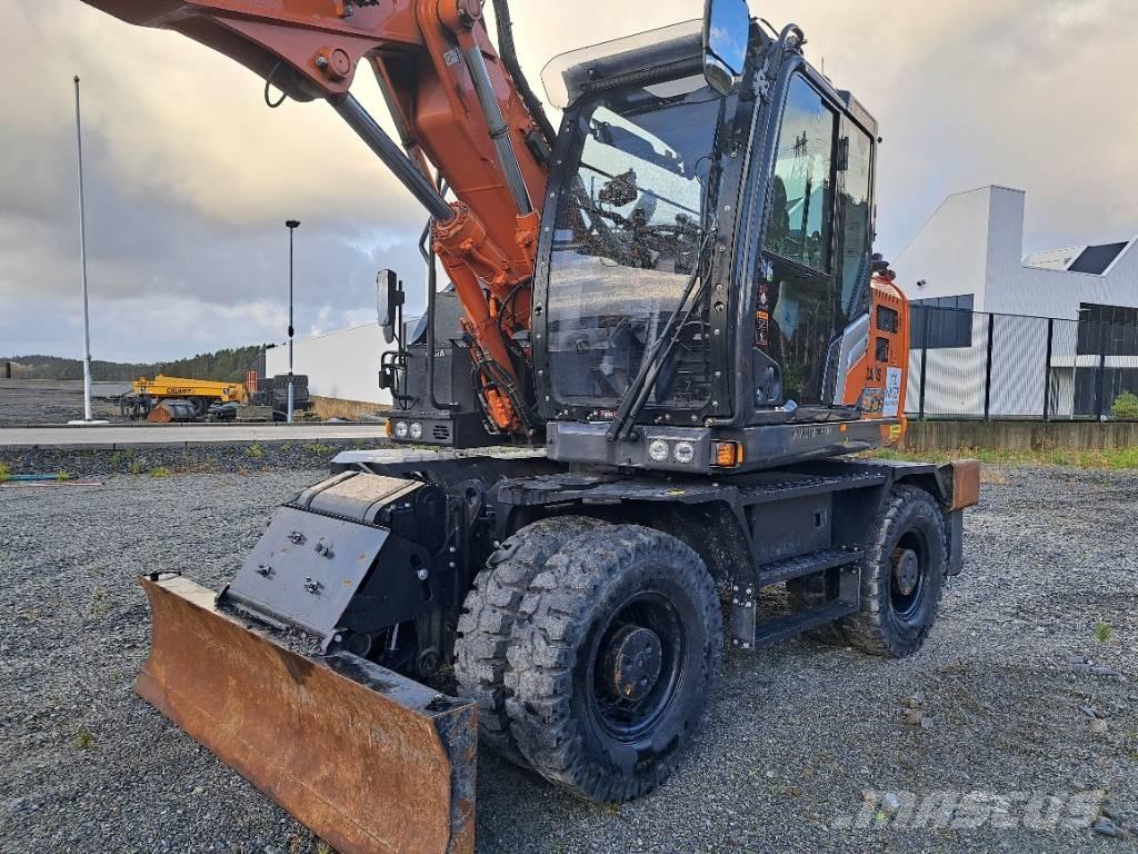 Hitachi ZX155WT-5 Pelle sur pneus
