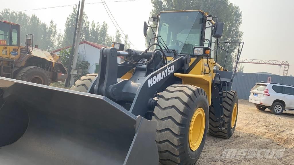 Komatsu WA380 Chargeuse sur pneus