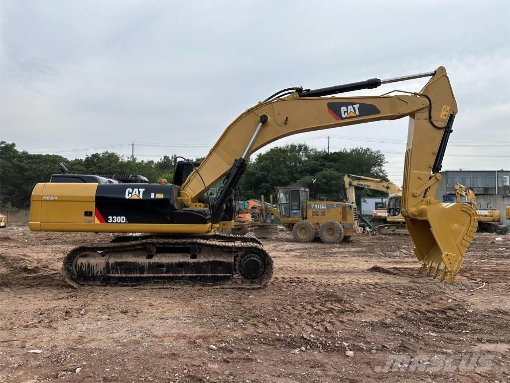 CAT 330 D L Pelle sur chenilles